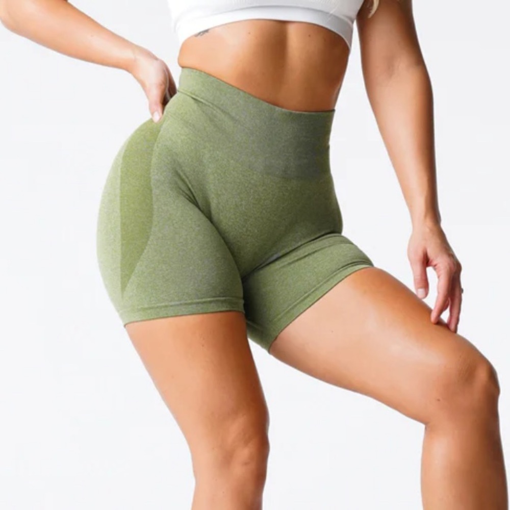 NVGTN Meadow Contour Seamless Shorts